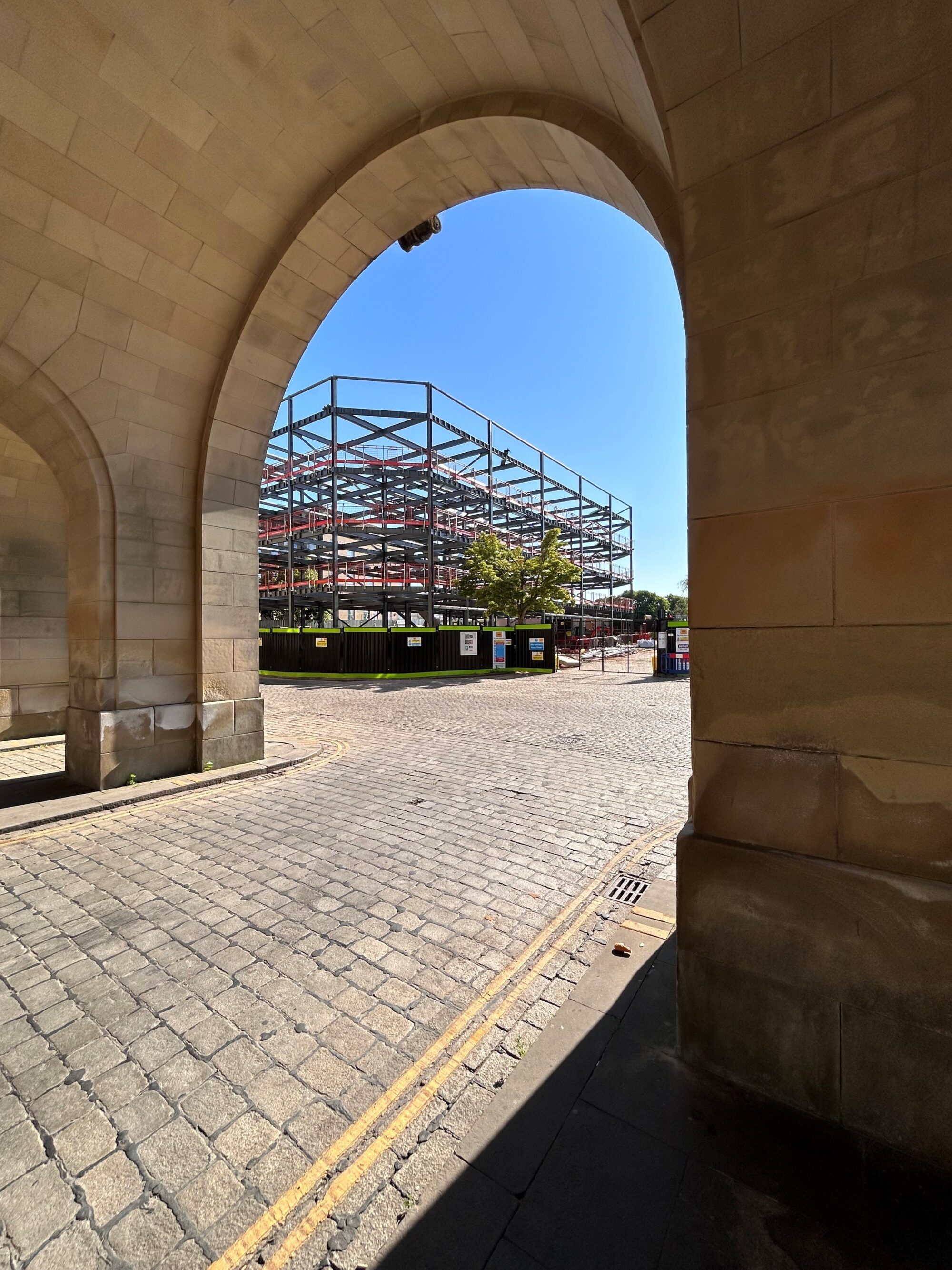 View from Le Mans Crescent to the site